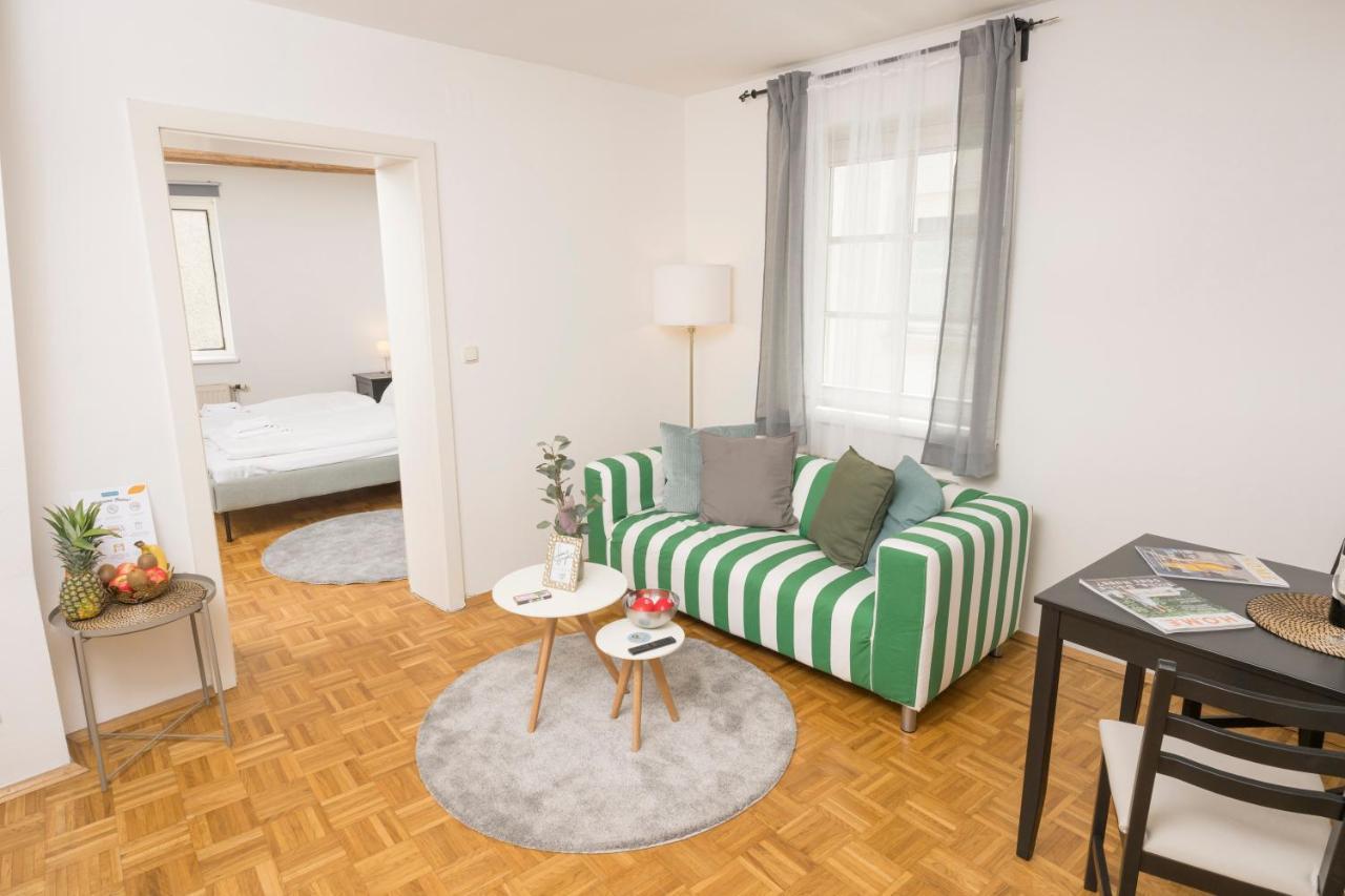 Zum Grazer Uhrturm Apartment *