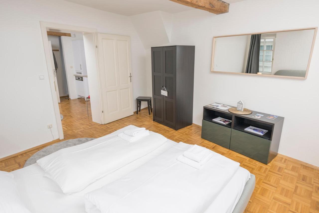 Apartment Zum Grazer Uhrturm