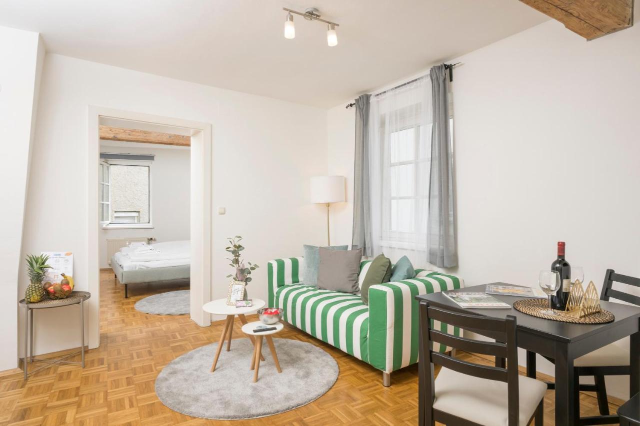 Zum Grazer Uhrturm Apartment *