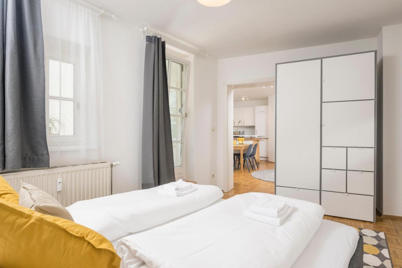 Zum Grazer Uhrturm Apartment Graz